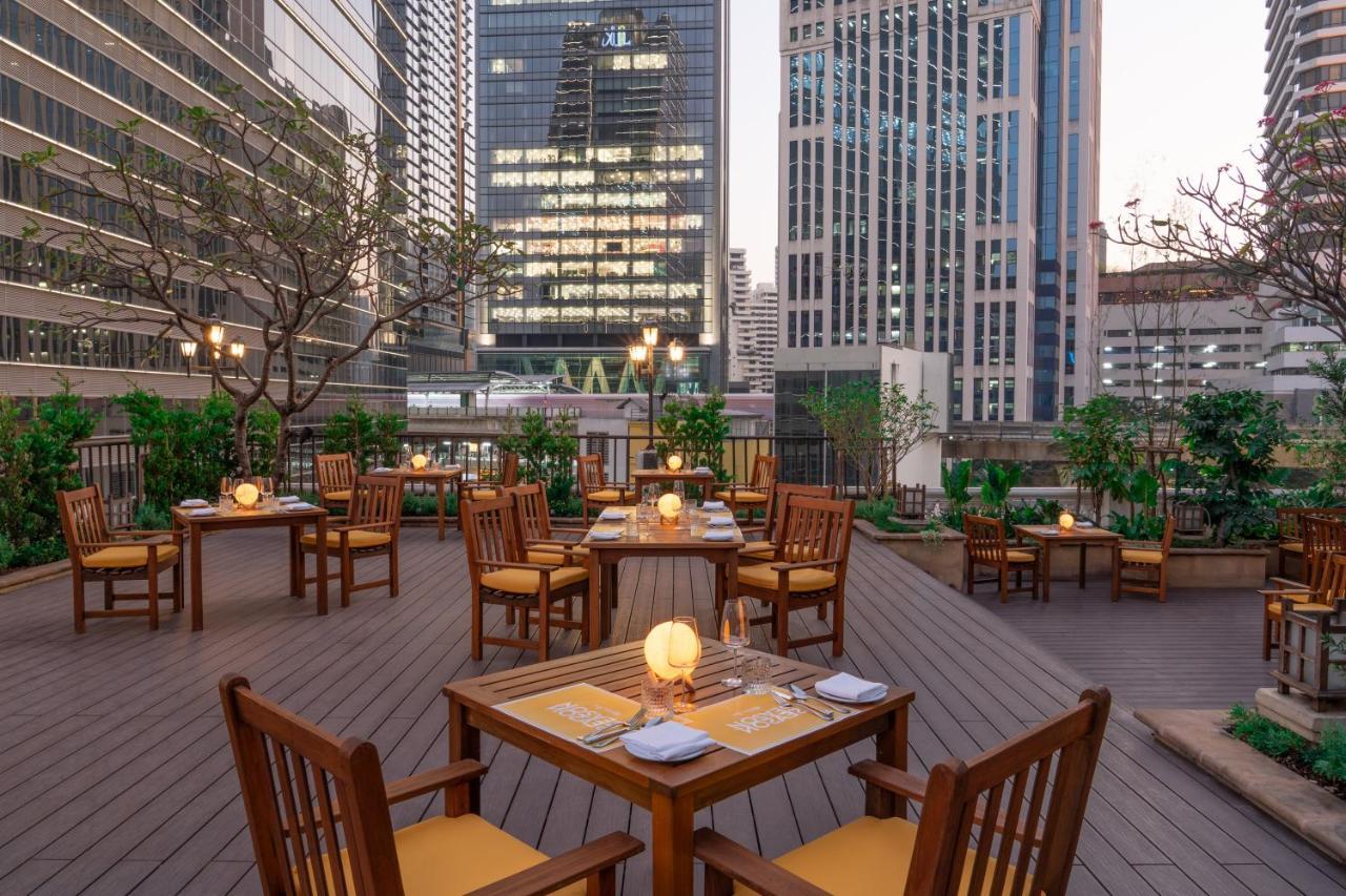Nh Bangkok Sukhumvit Boulevard Buitenkant foto The Deck